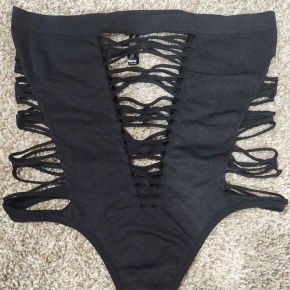 Black strapless bodysuit - Picture 1 of 3